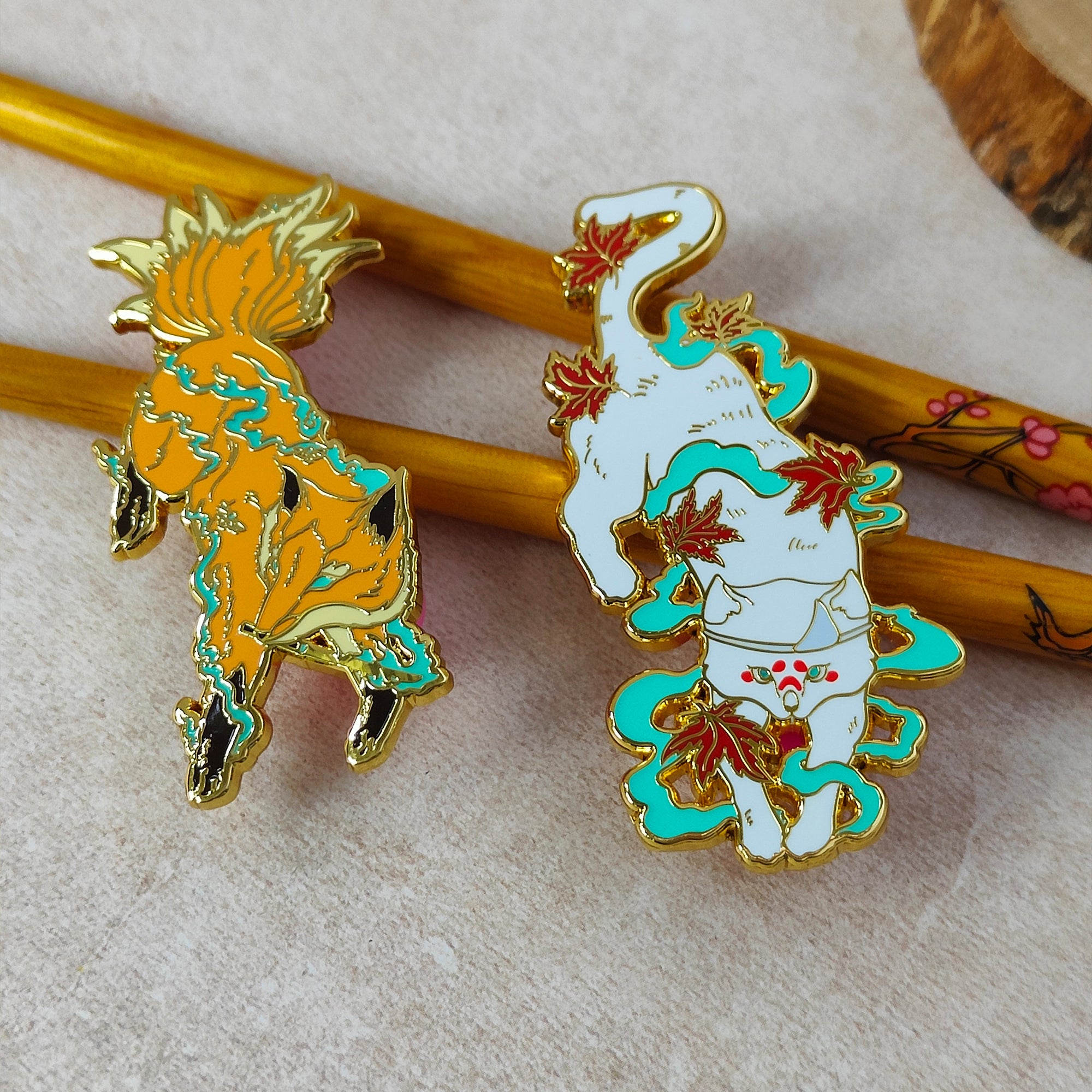 katzenjammerpins-ninja-cat-emaille-pin-wei-nachtleuchtend image 3